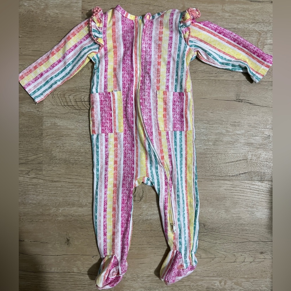 Jessica Simpson Zip Up Footed Coverall 6-9 months